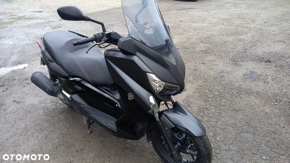 Yamaha X-max - 4