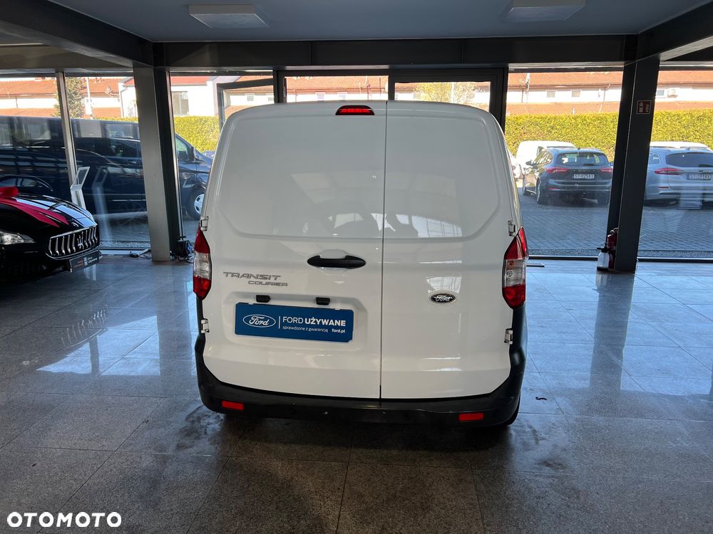 Ford Transit courier - 12