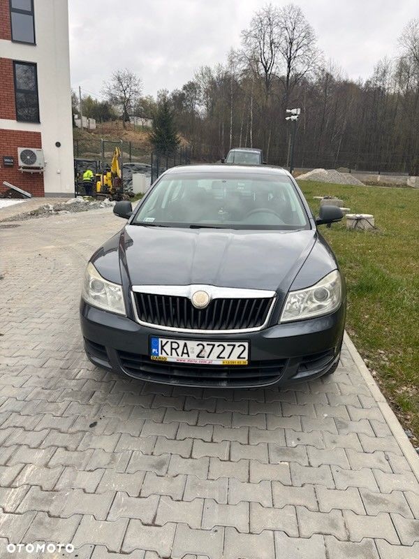 Skoda Octavia 1.6 Mint - 2