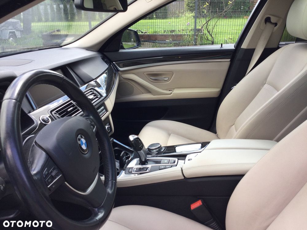BMW Seria 5 520d xDrive Luxury Line - 6