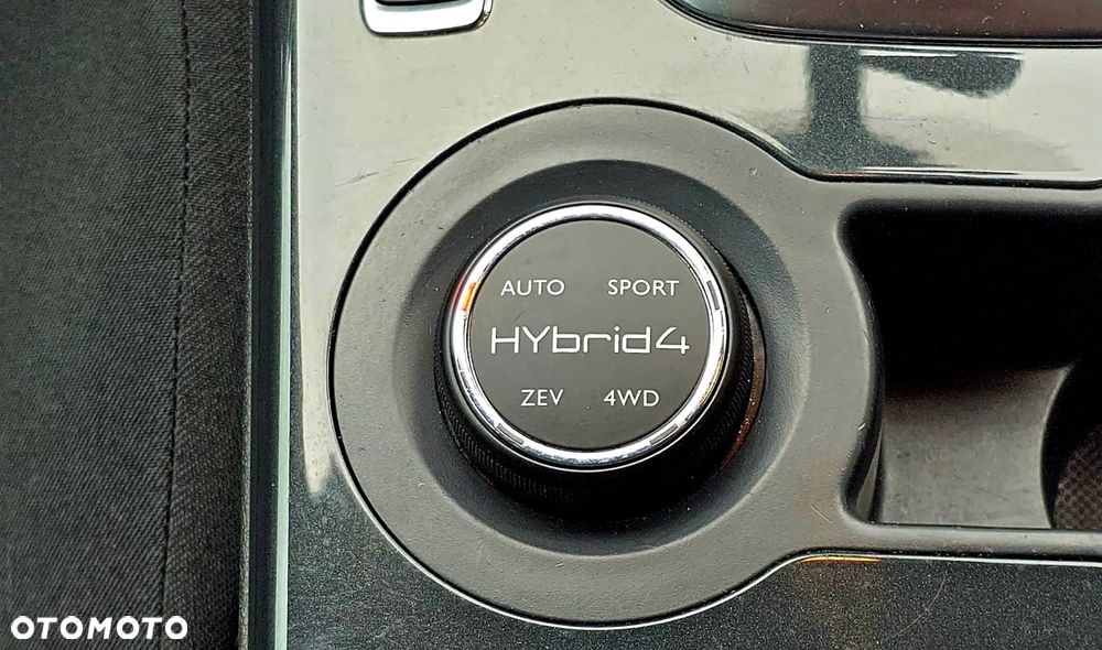 Peugeot 3008 2.0 HDi HYbrid4 - 10