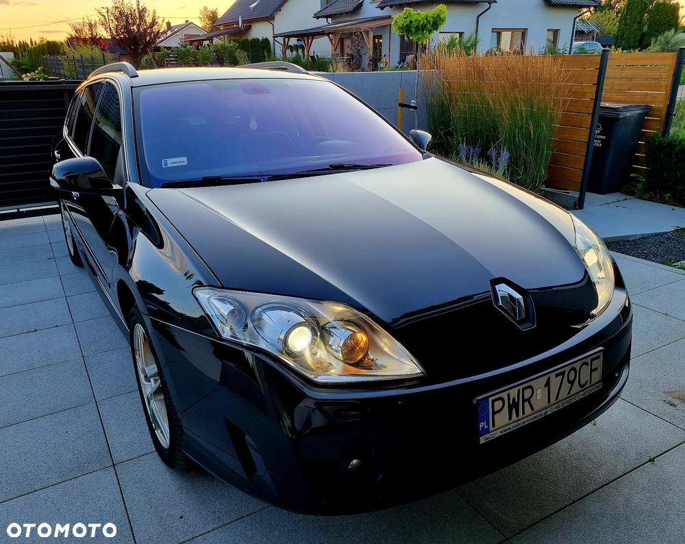 Renault Laguna 2.0 dCi Initiale - 1