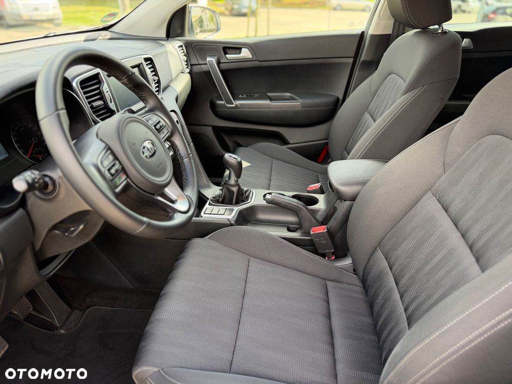Kia Sportage 1.6 GDI 2WD SPIRIT - 19