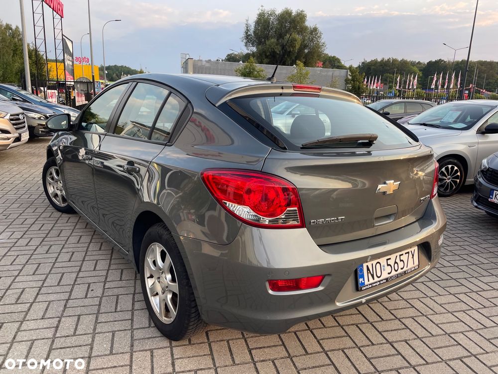 Chevrolet Cruze - 3