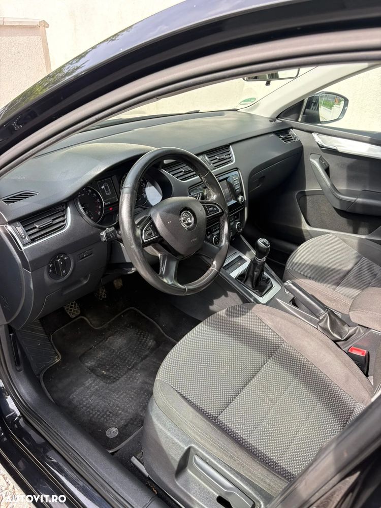 Skoda Octavia 2.0 TDI (Green tec) Ambition - 11
