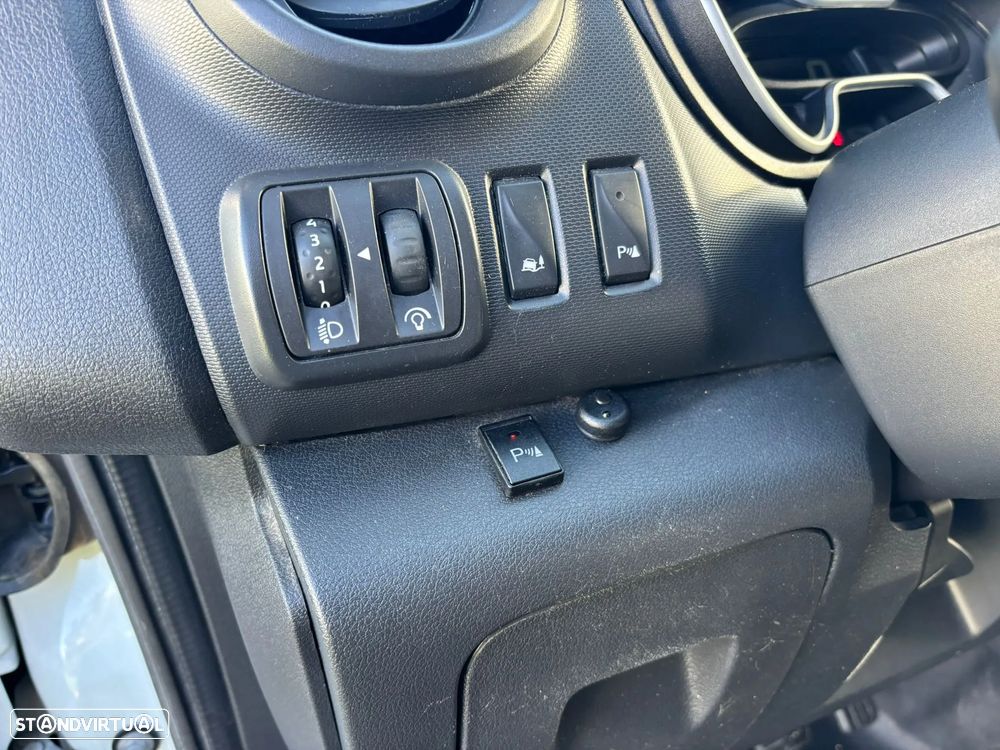 Renault TRAFIC 2.0 DCI IVA DEDUTIVEL A/C - 13