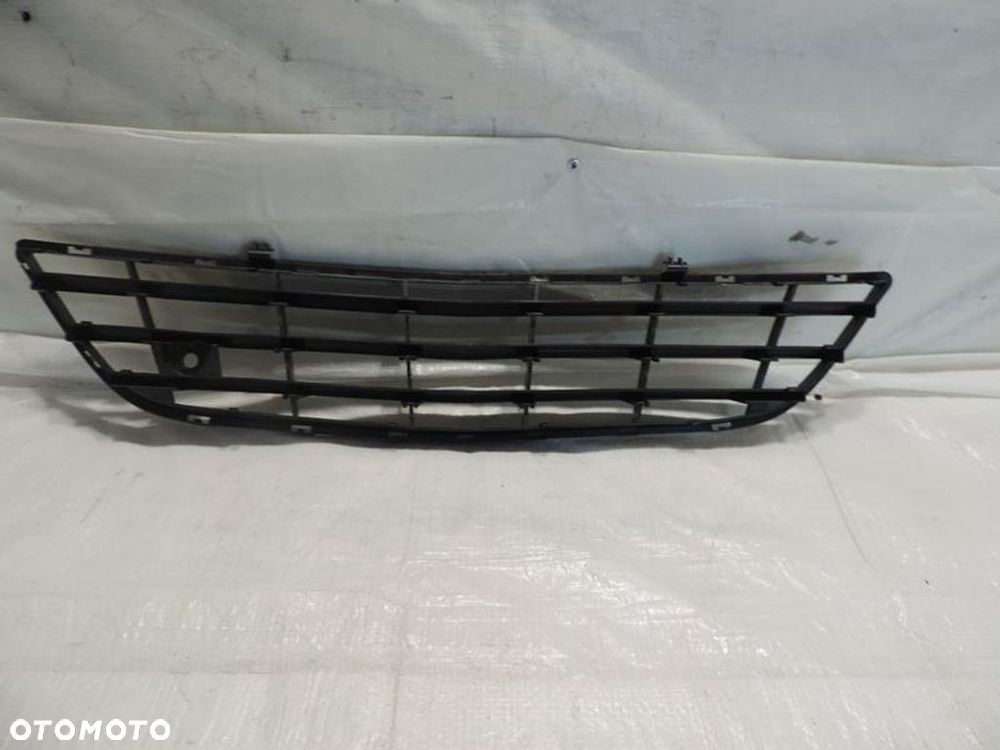 KRATKA ZDERZAKA PRZÓD OPEL CORSA D 13231589 NOWA ORYGINAŁ - 3