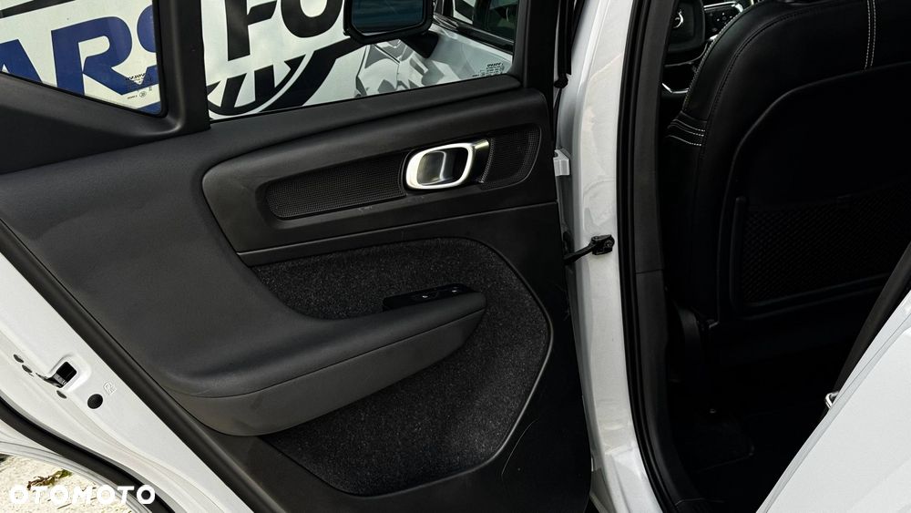 Volvo XC 40 T5 AWD Geartronic R-Design - 20