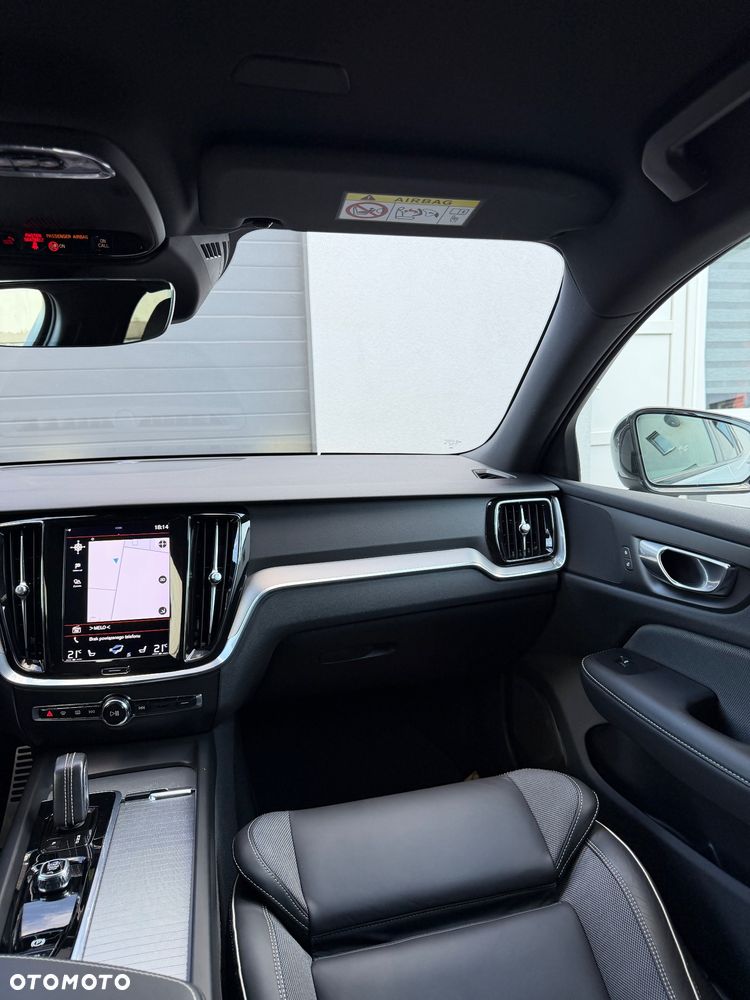 Volvo V60 B4 D Geartronic RDesign - 16