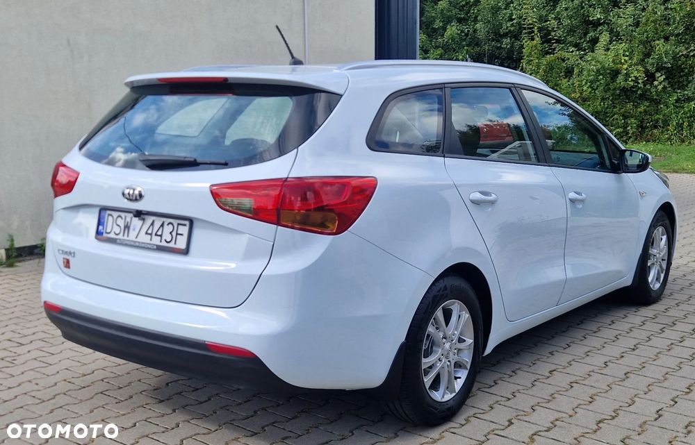Kia Ceed 1.4 Business Line - 11