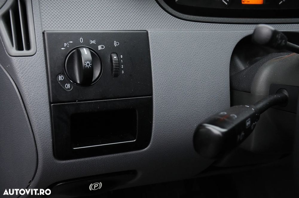 Mercedes-Benz Vito - 9