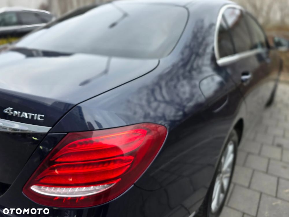 Mercedes-Benz Klasa E - 17