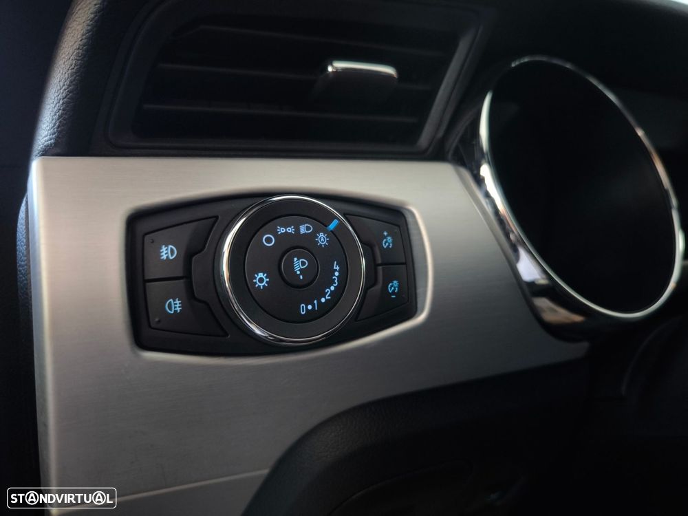 Ford Mustang 2.3i EcoBoost - 21