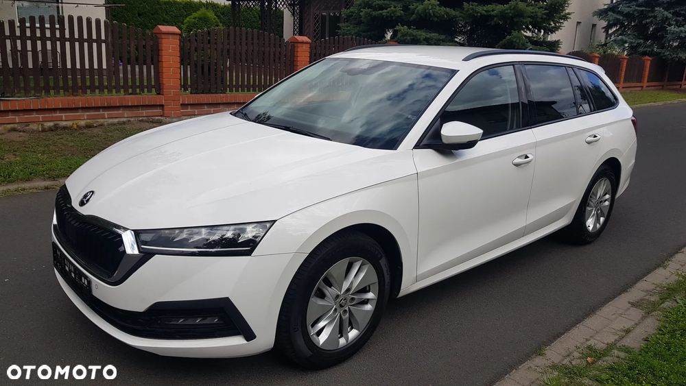 Skoda Octavia 2.0 TDI Edition Plus - 2