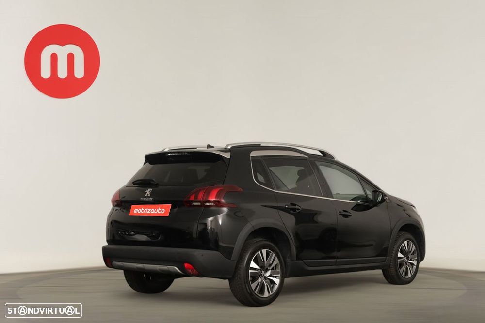 Peugeot 2008 1.2 PureTech Allure - 4