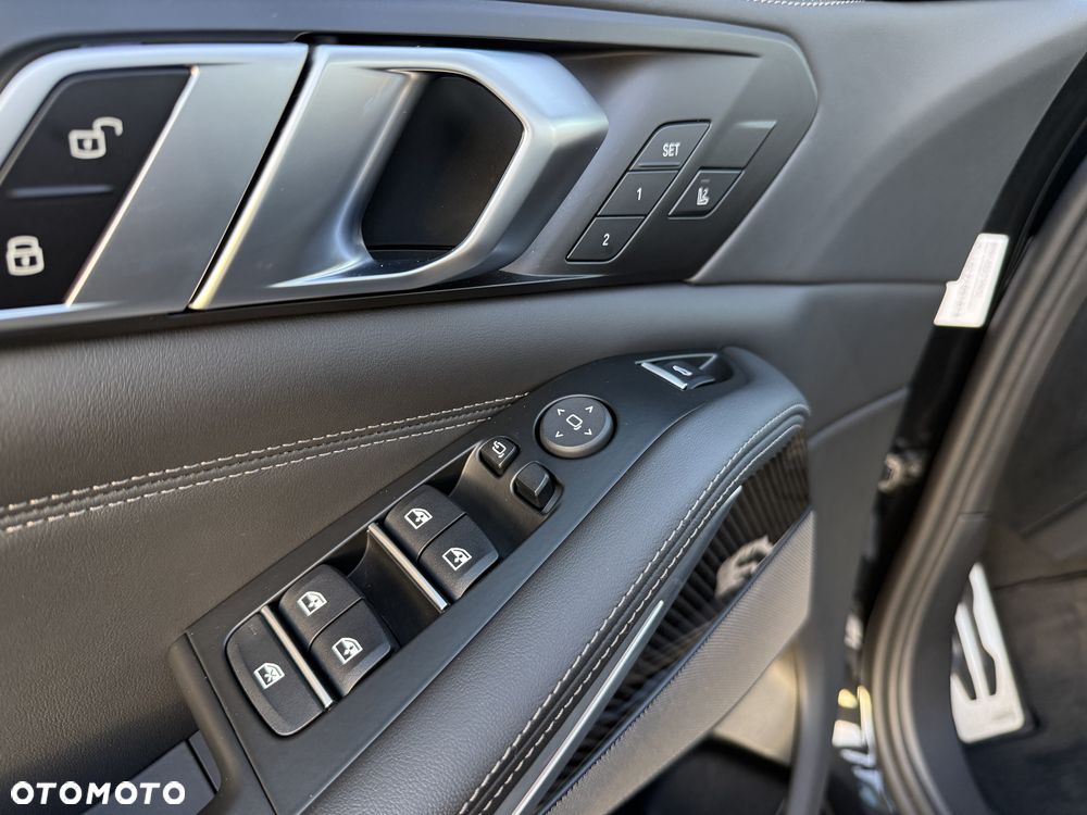 BMW X5 M M60i xDrive - 17