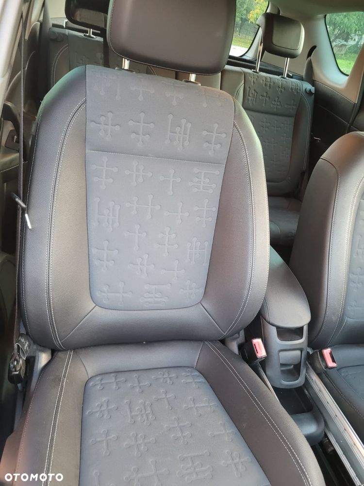 Opel Meriva - 17