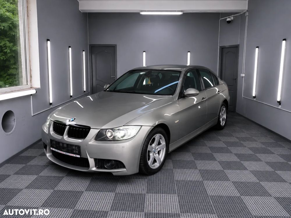 BMW Seria 3 318i Aut. Edition Exclusive - 1