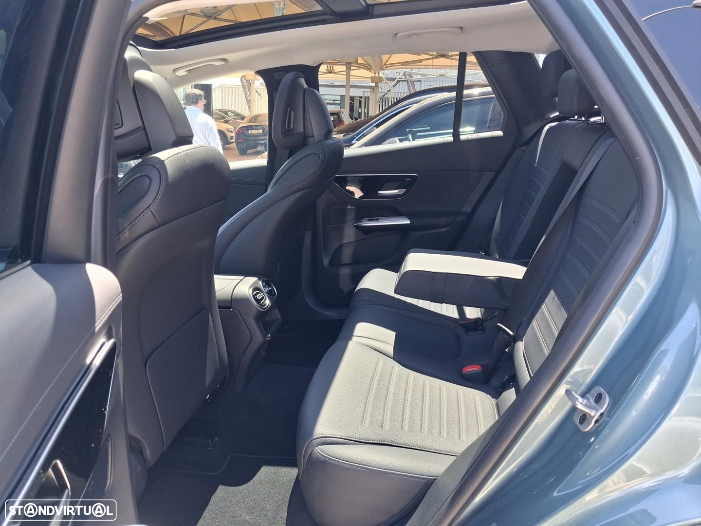 Mercedes-Benz GLC 300 de 4Matic - 11
