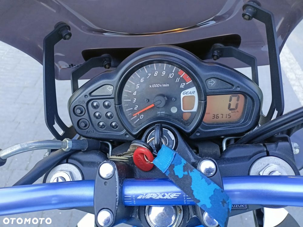 Suzuki Gladius - 11