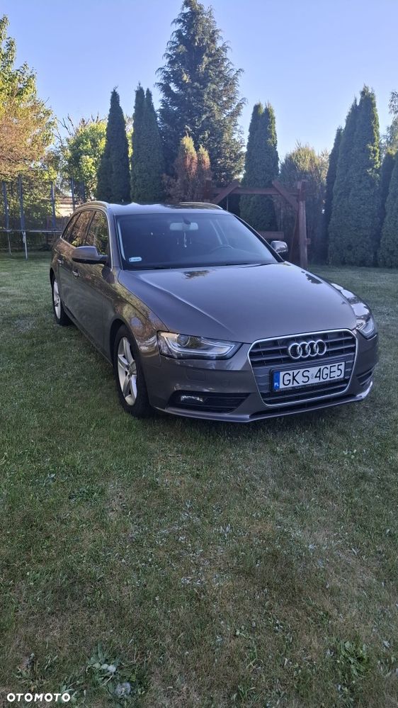 Audi A4 Avant - 1