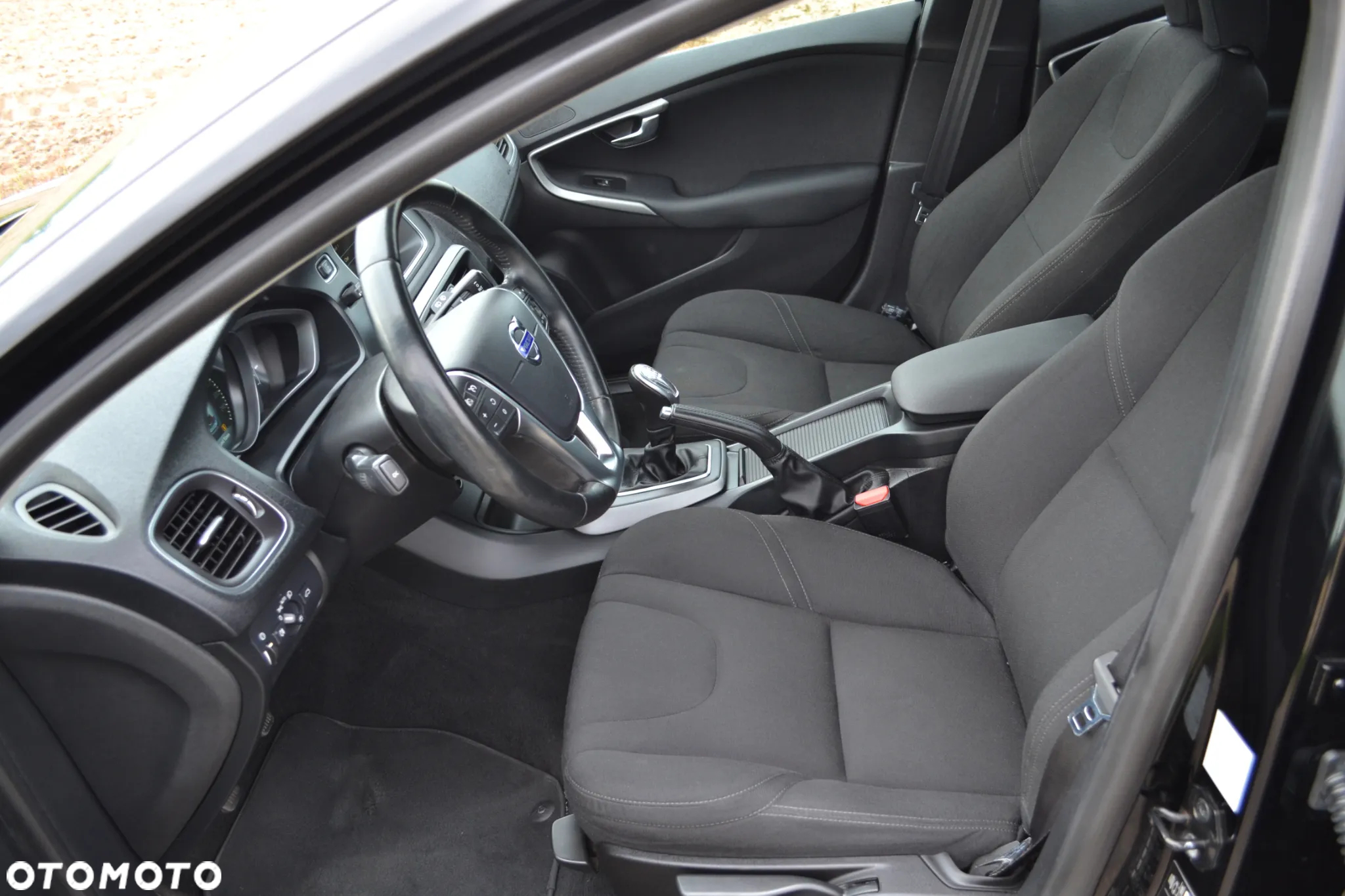 Volvo V40 D2 Kinetic - 21