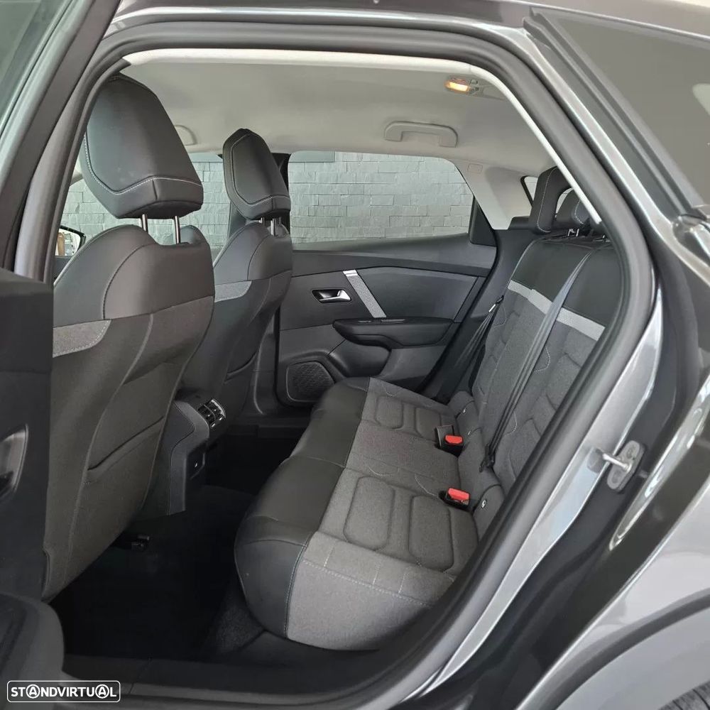 Citroën C4 1.2 PureTech Plus - 12