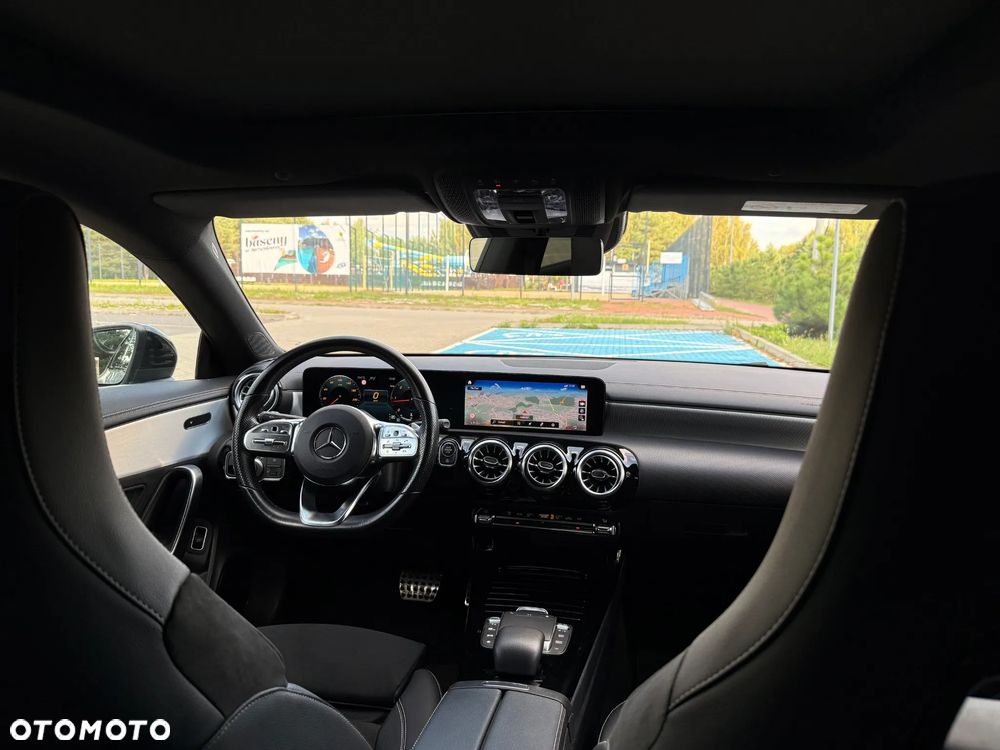 Mercedes-Benz CLA 200 d AMG Line 8G-DCT - 21