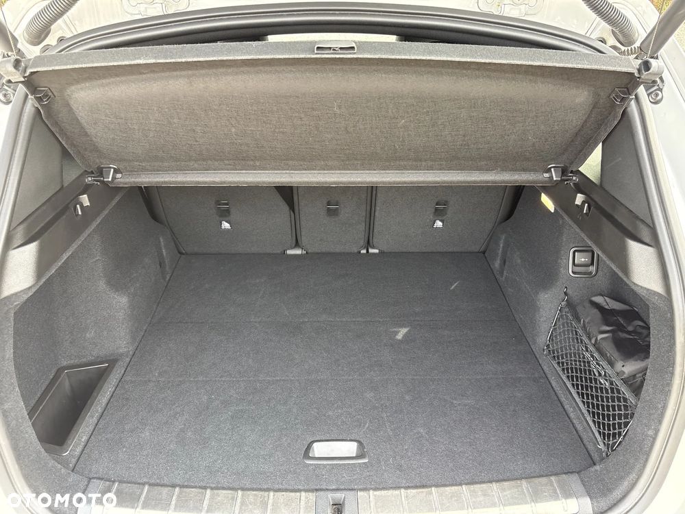 BMW X1 sDrive18d xLine - 15
