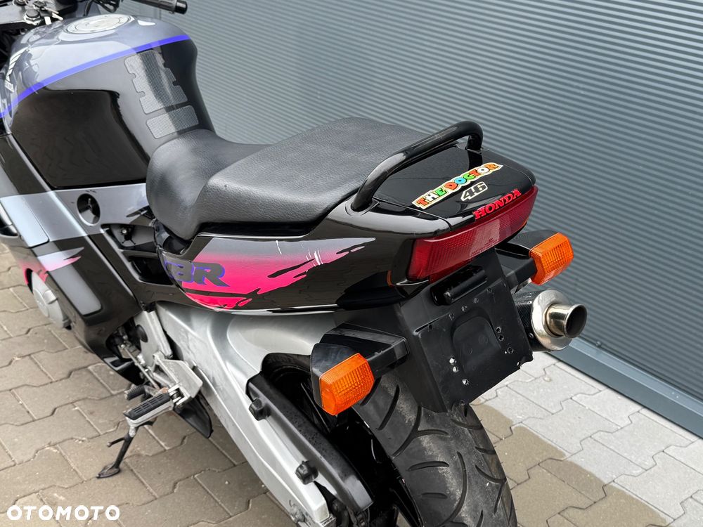 Honda CBR - 12