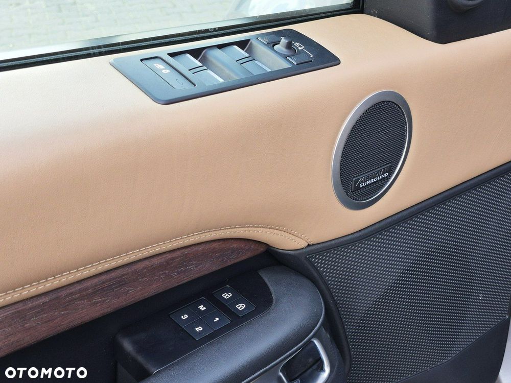 Land Rover Discovery 3.0 D300 mHEV R-Dynamic HSE - 19