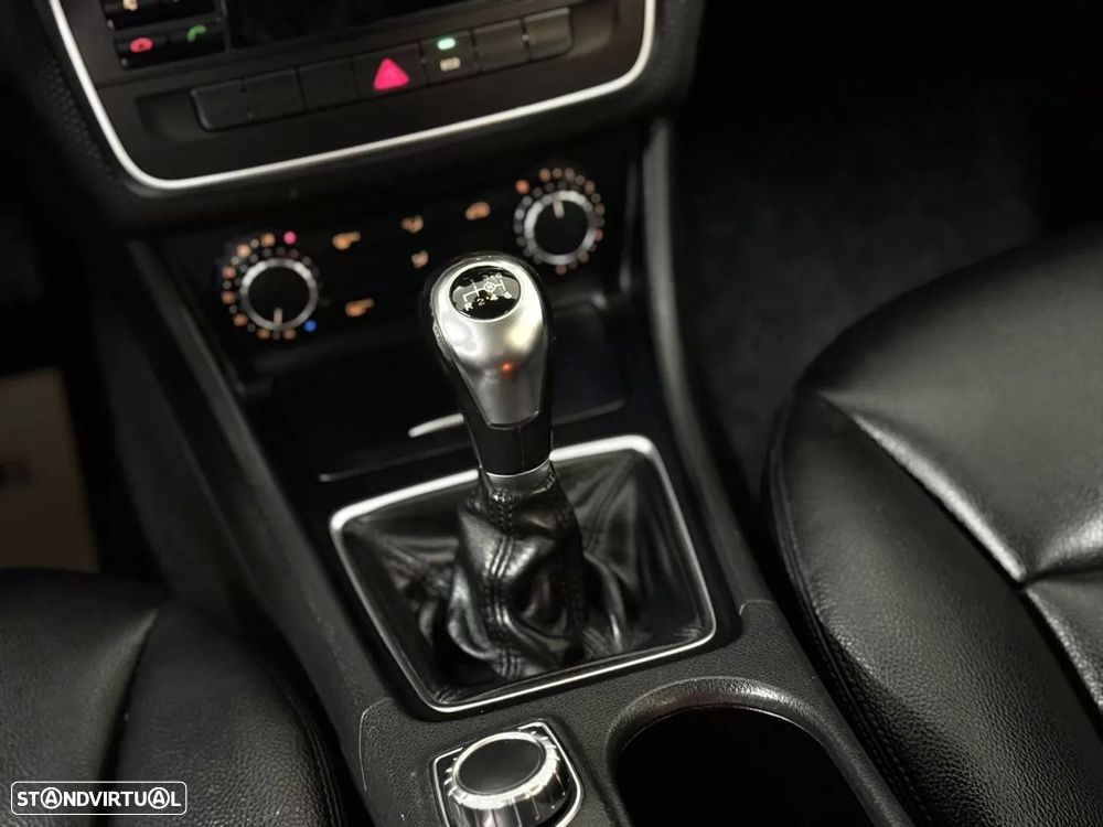 Mercedes-Benz A 180 CDI BlueEFFICIENCY - 26