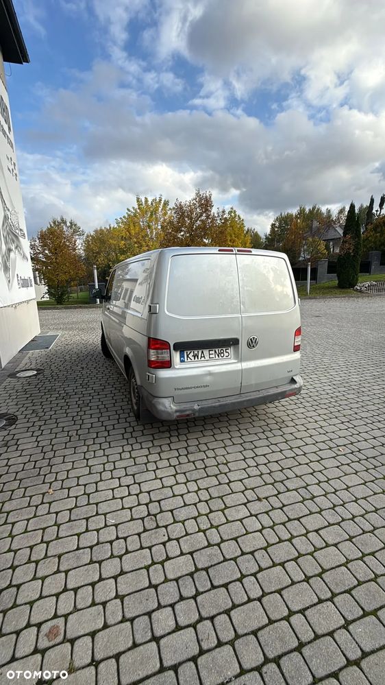 Volkswagen Transporter - 2