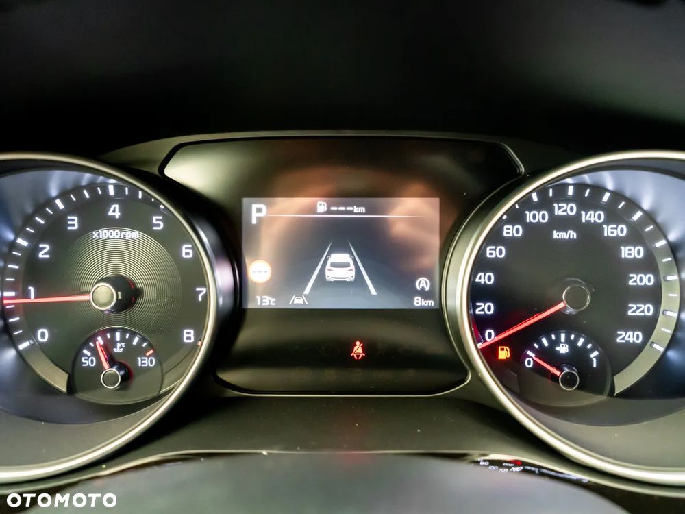 Kia XCeed 1.6 T-GDI Tribute DCT - 30