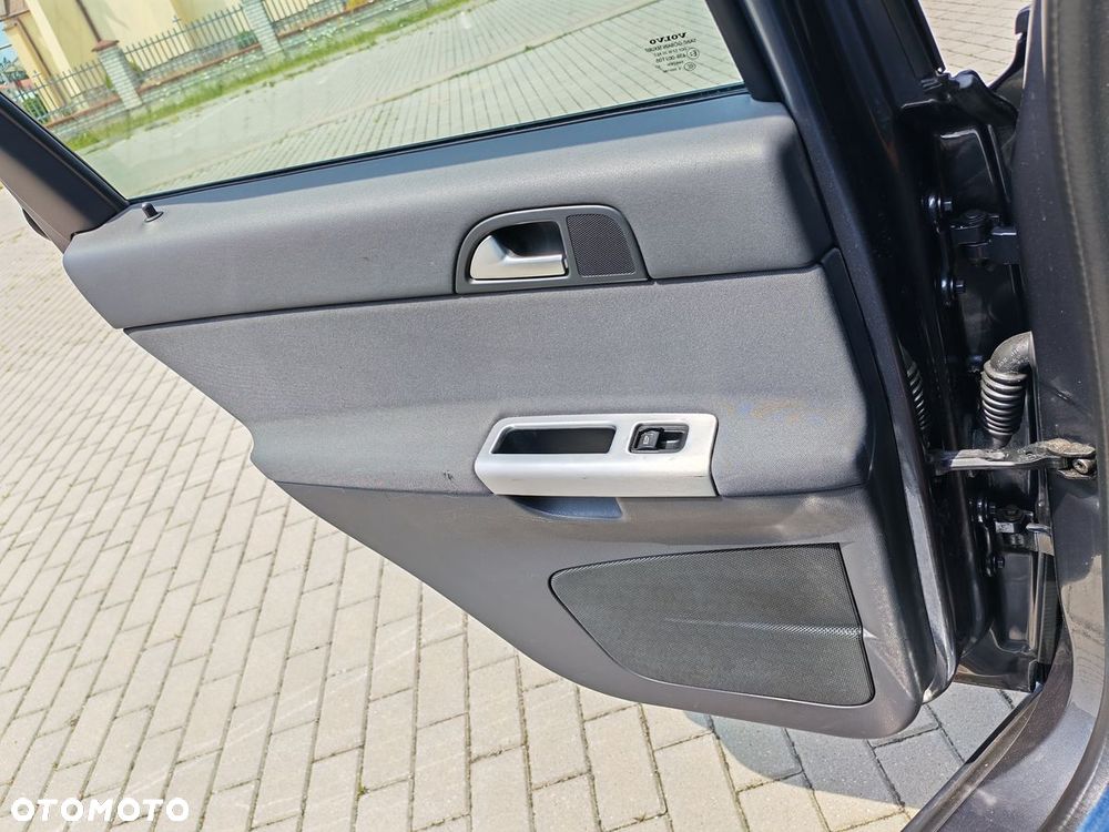Volvo V50 - 16