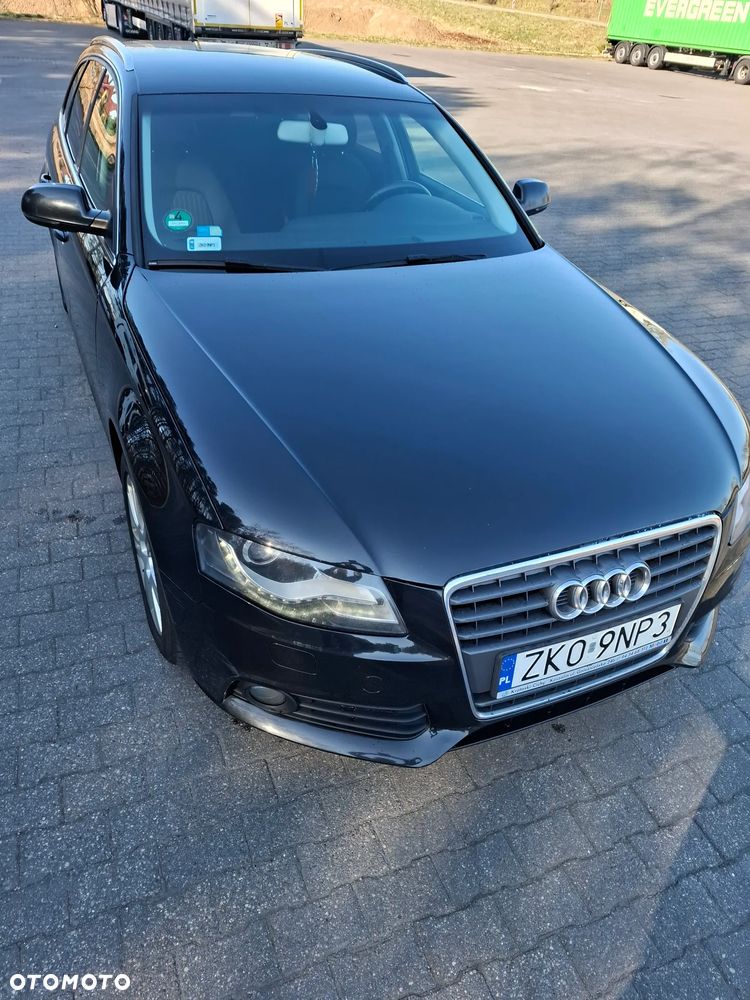 Audi A4 Avant - 11