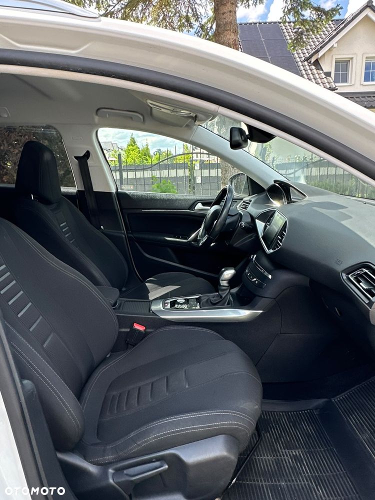 Peugeot 308 BlueHDi 150 Automatik Stop & Start Allure - 35