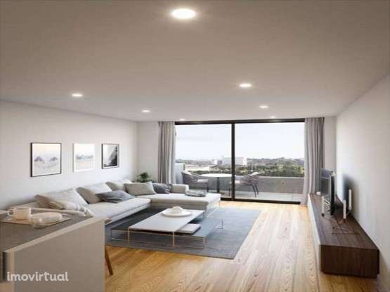 Apartamento T2 com piscina, garagem e varanda - Grande imagem: 2/10