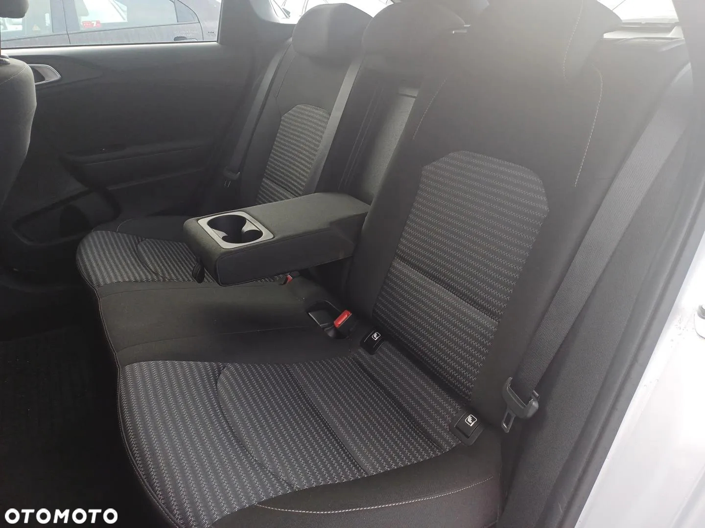 Kia Ceed 1.5 T-GDI M DCT - 16