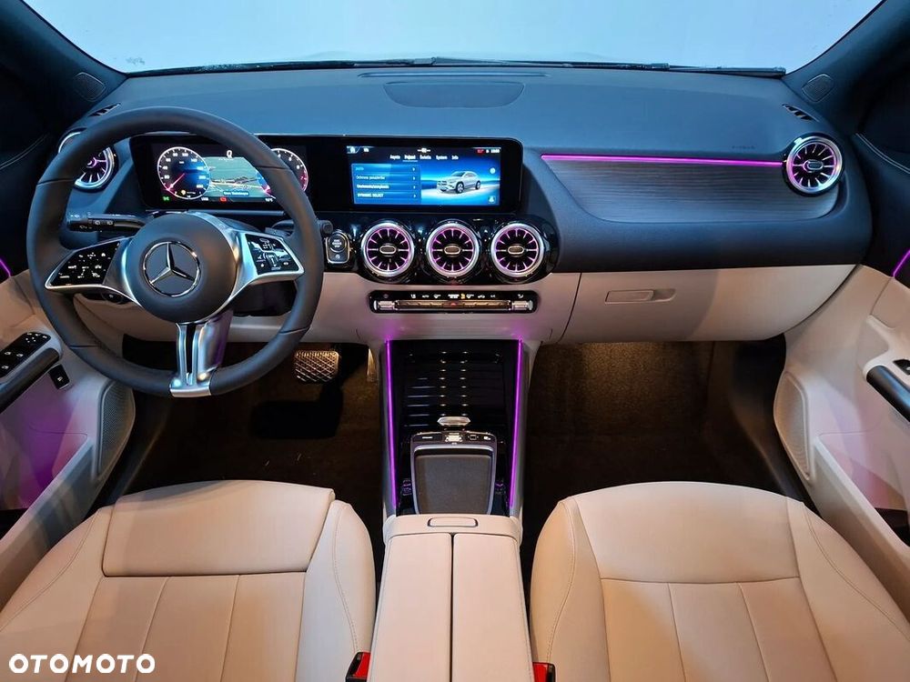 Mercedes-Benz GLA 200 Progressive - 10
