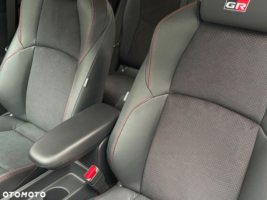 Toyota Yaris Cross - 6