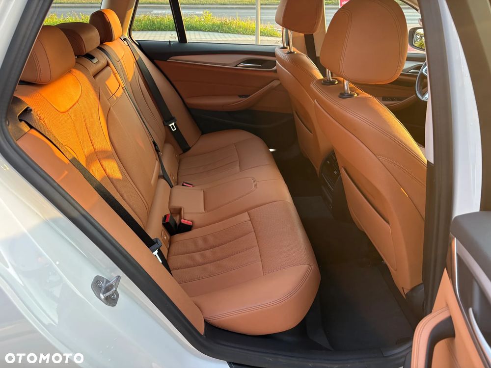 BMW Seria 5 530i mHEV Luxury Line sport - 7