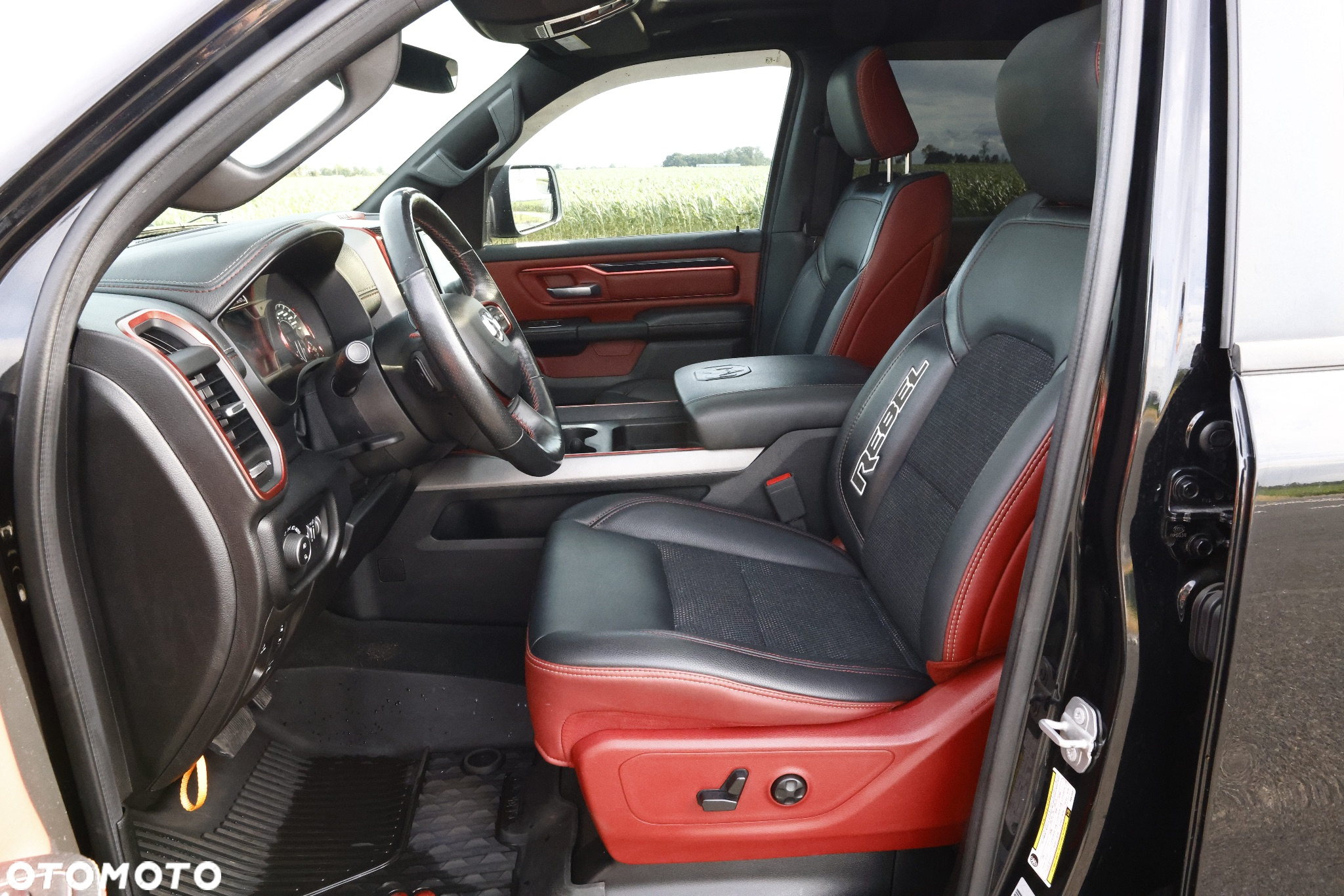 Dodge RAM 1500 5.7 4x4 - 8