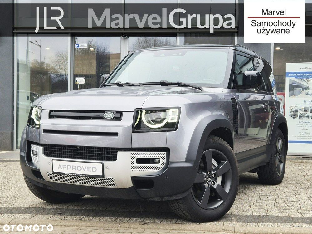 Land Rover Defender - 2