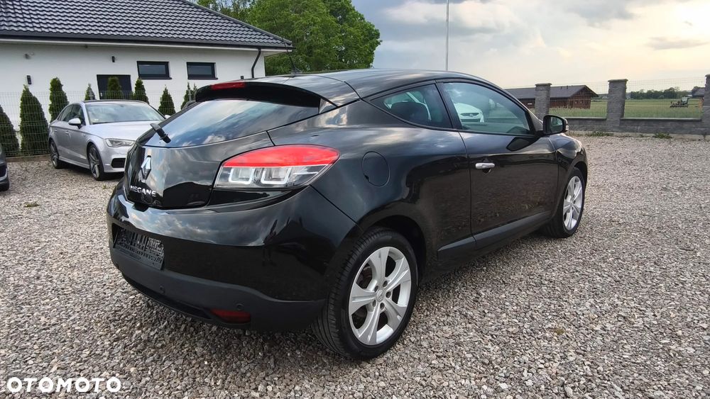 Renault Megane 1.6 16V Dynamique - 3