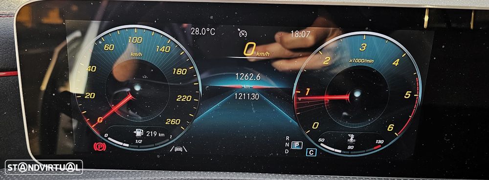 Mercedes-Benz A 180 d 7G-DCT AMG Line - 12