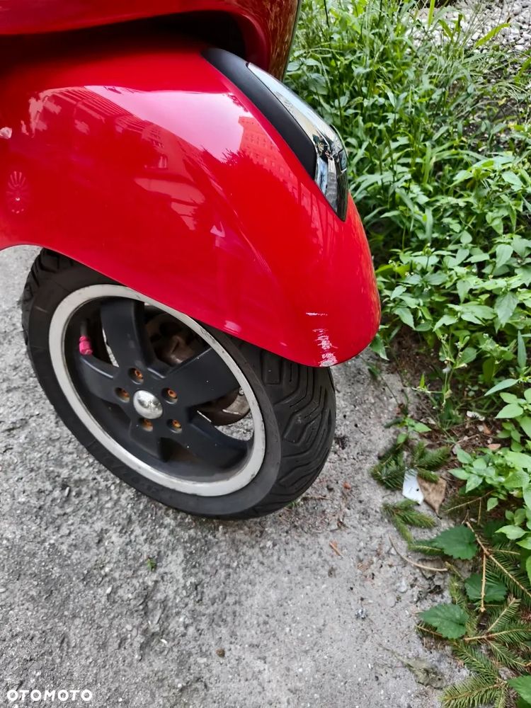 Vespa GTS - 5