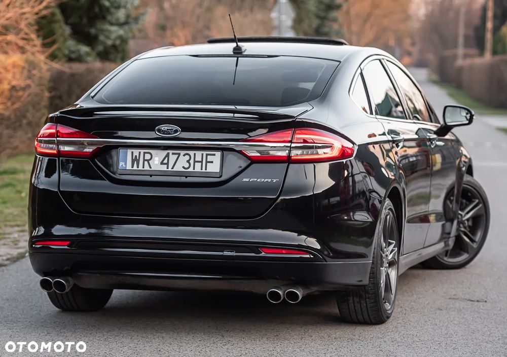Ford Fusion - 12