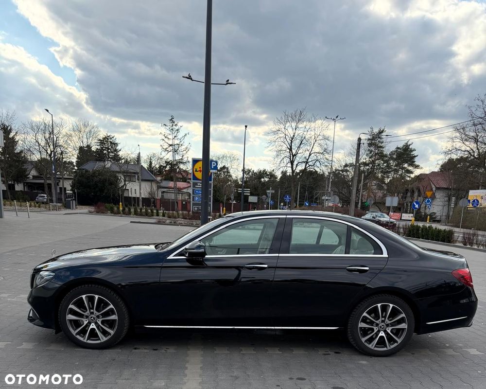 Mercedes-Benz Klasa E 220 d 9G-TRONIC - 6