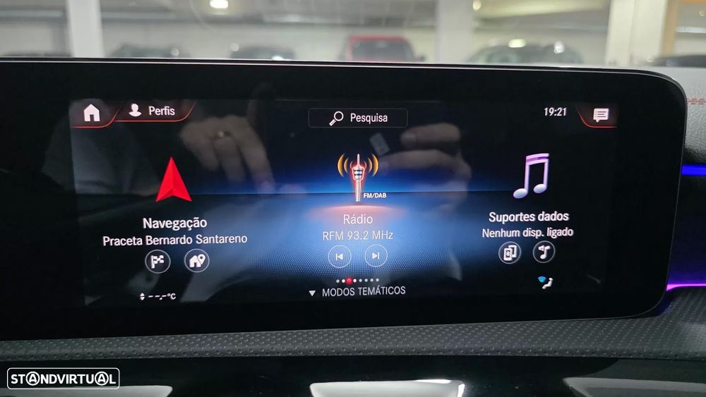 Mercedes-Benz CLA 250 e Shooting Brake AMG Line - 24